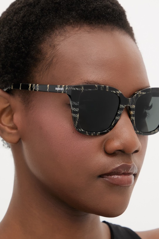 Akcesoria Burberry okulary przeciwsłoneczne damskie 0BE4487 czarny