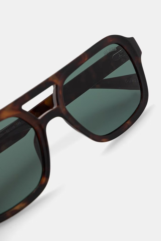 Akcesoria Guess okulary przeciwsłoneczne damskie GU8259.5353N brązowy