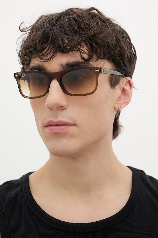 Ray-Ban ochelari de soare 0RB2226 maro SS26