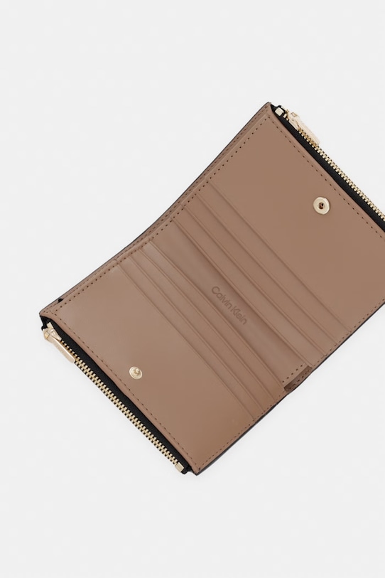 Doplňky Calvin Klein Peněženka dámská z imitace kůže LV04F1135G černá