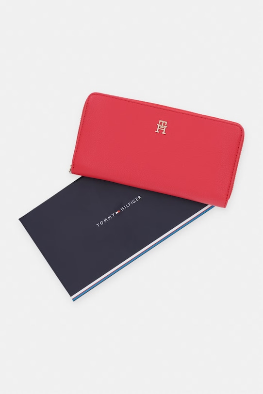 Tommy Hilfiger peňaženka dámska AW0AW18483 červená