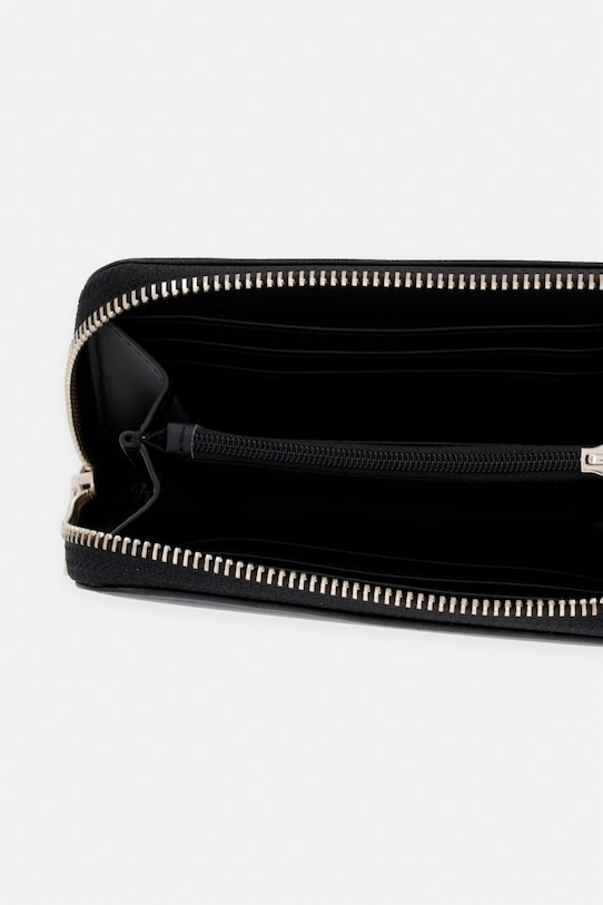 Doplnky Guess peňaženka dámska z imitácie kože JANIE SWVG99.10140 čierna