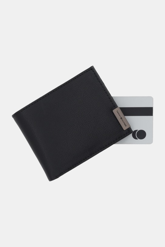 Δερμάτινο πορτοφόλι Tommy Hilfiger μαύρο AM0AM13963