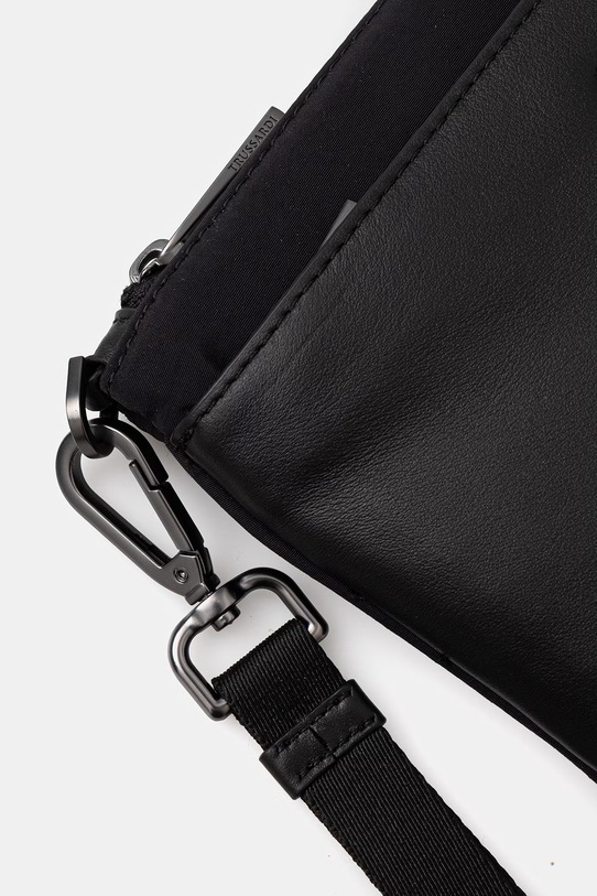 Akcesoria Trussardi kosmetyczka I067E000112N czarny