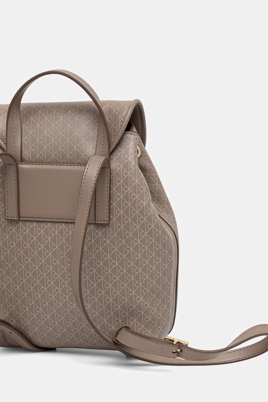 Akcesoria Calvin Klein plecak damski z imitacji skóry LV04F3507G brązowy