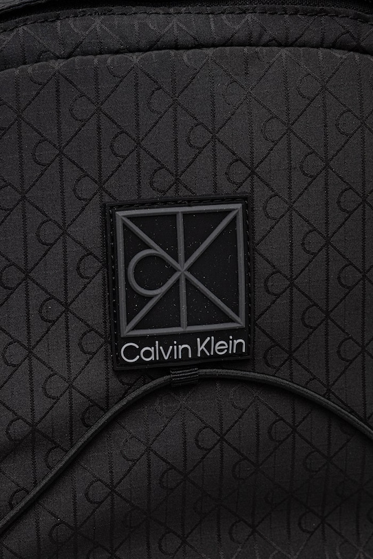 Calvin Klein ruksak pánsky čierna LV04D3301G