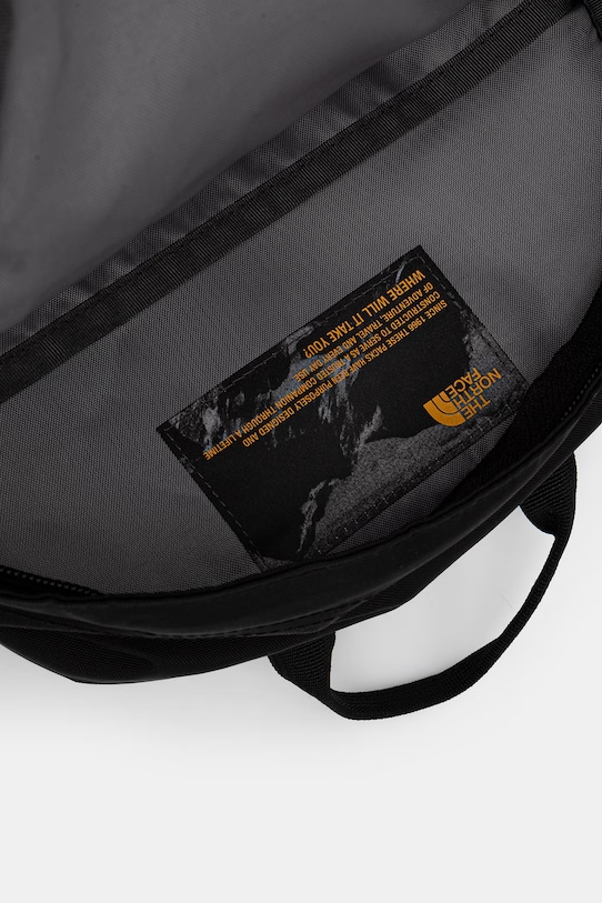 The North Face Hot Shot Mini plecak miejski NF0A8GJJJK31 czarny