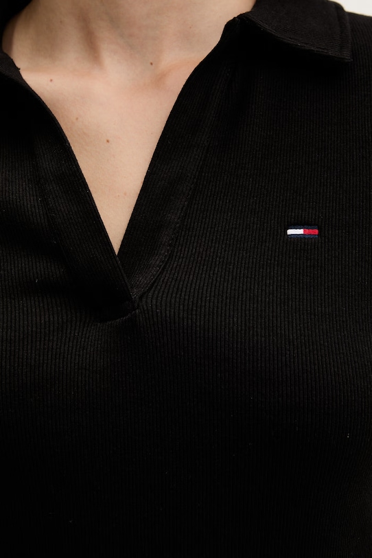 Tommy Jeans polo damskie bawełniane z elastanem DW0DW22326 czarny