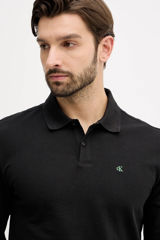 Βαμβακερή μπλούζα με μακριά μανίκια Calvin Klein Jeans μαύρο LV04RE201G