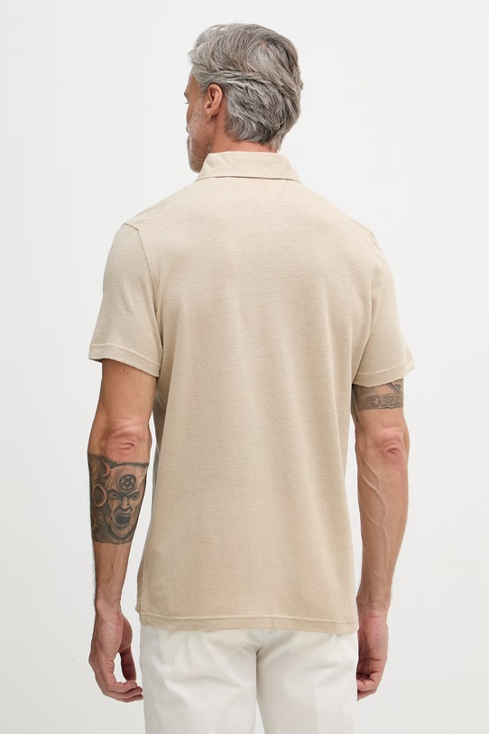 Дрехи Tommy Hilfiger тениска тип пулове с яка мъжка с лен NEW YORK MW0MW42679 бежов