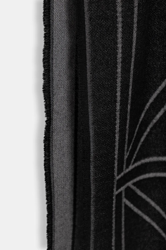 Šal Calvin Klein LV04F8074G crna SS26