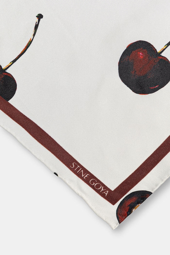 Hedvábný šátek Stine Goya SG.SS26.A010.2287 burgundské SS26