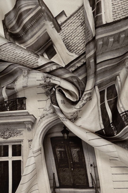 Hodvábna šatka Karl Lagerfeld RSG MAISON A4W33138 čierna SS26