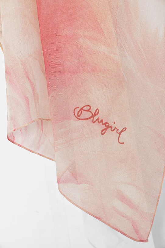 Akcesoria Blugirl Blumarine szal damski z modalu NA6022.T4286 beżowy