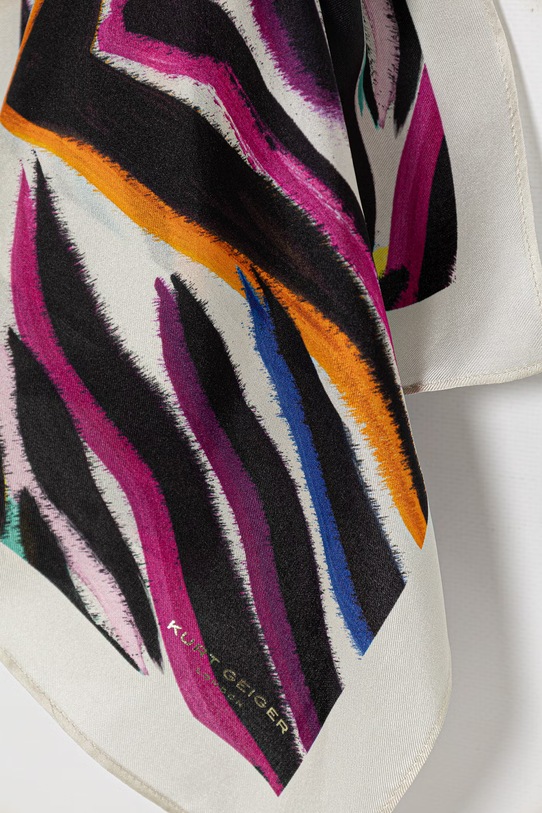 Akcesoria Kurt Geiger London apaszka damska jedwabna 5632413469 beżowy