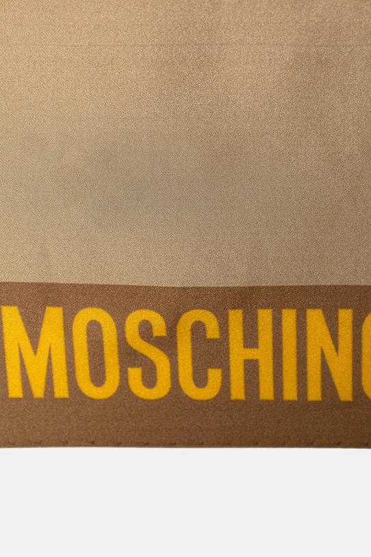 Moschino chusta jedwabna M5871.50348 beżowy SS26