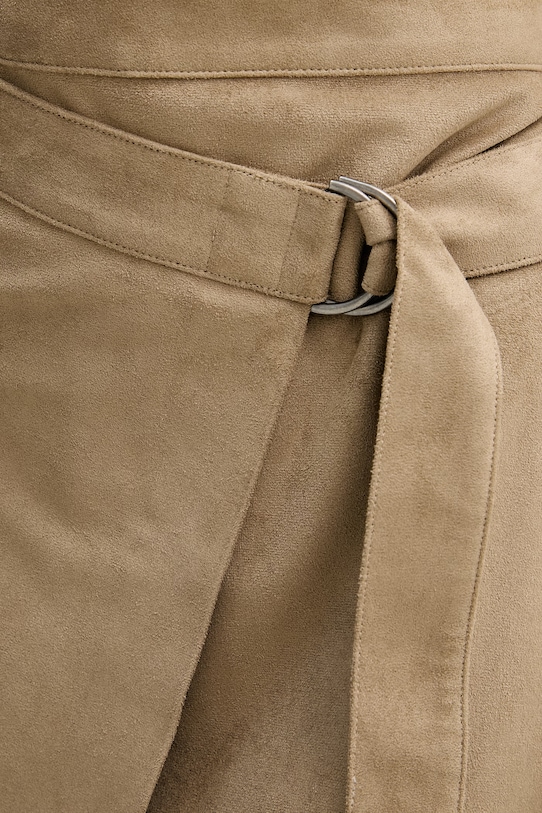 Sisley пола бежов 4B5TL003B