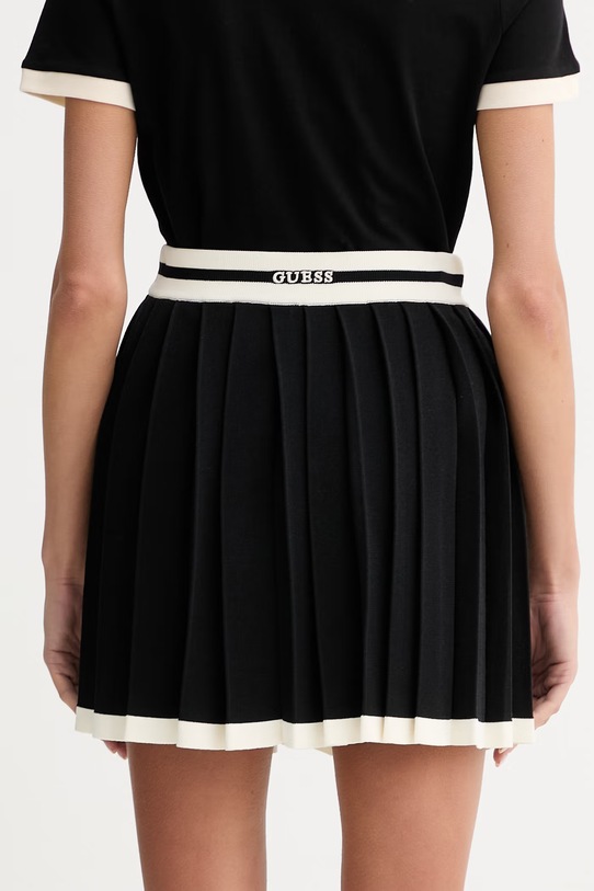 Дрехи Guess плисирана GABRY V6GD04.Z0649 черен