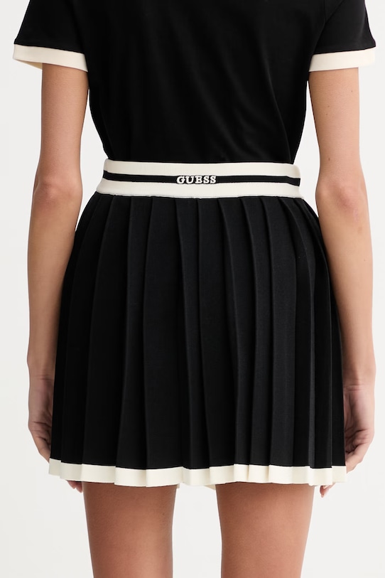 Дрехи Guess плисирана GABRY V6GD04.Z0649 черен