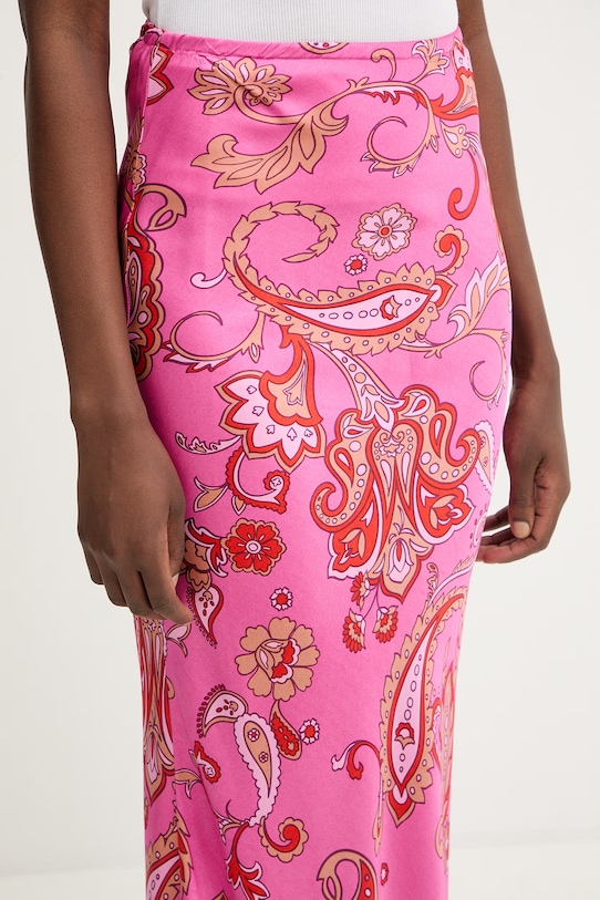 Never Fully Dressed gonna rosa NFDSK786