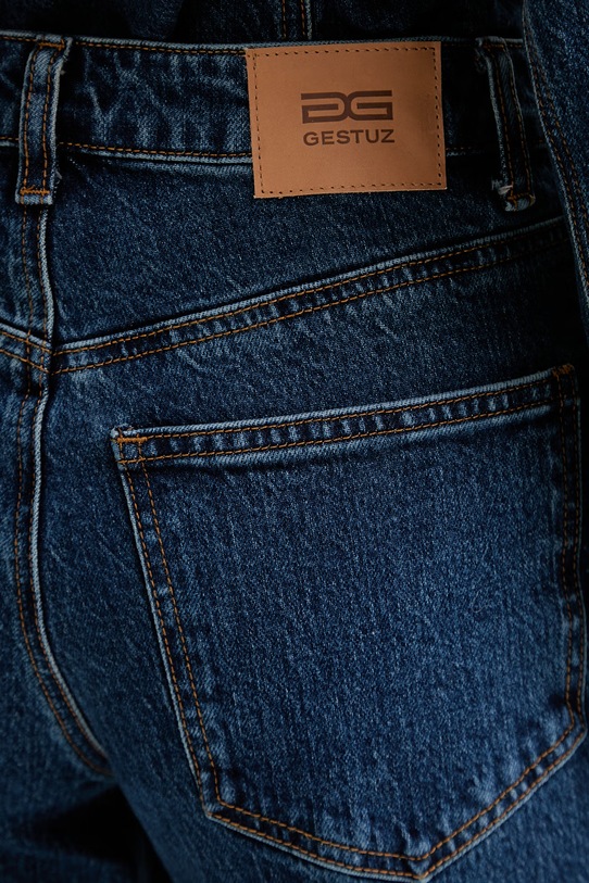 Gestuz jeansy straight damskie niebieski 10911018