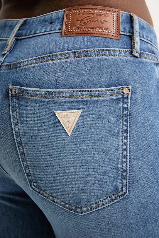 Guess jeansy flare damskie niebieski W6GA0L.D0725