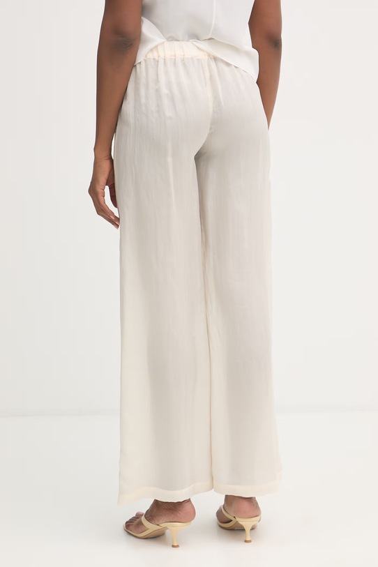 Odzież Patrizia Pepe spodnie damskie z wiskozy 2P1765.A752 beżowy