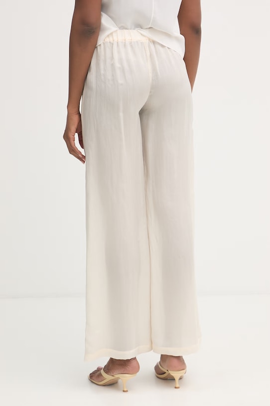 Odzież Patrizia Pepe spodnie damskie z wiskozy 2P1765.A752 beżowy