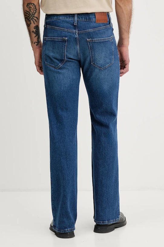 Odzież Tommy Jeans jeansy DM0DM22593 niebieski