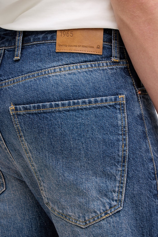 United Colors of Benetton jeansy relaxed fit męskie niebieski 4FANUE01Z