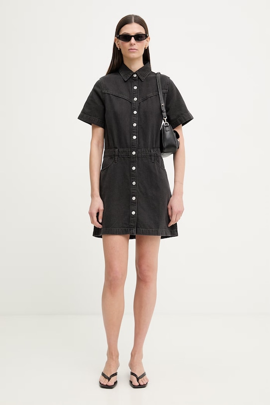 Levi's sukienka jeansowa SS LOGAN WESTERN 005I6 czarny SS26