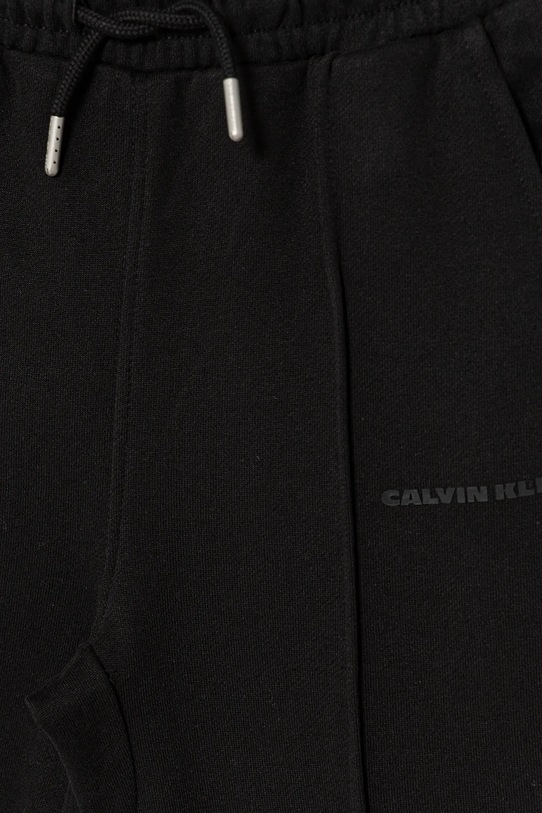 Мальчик Детские хлопковые штаны Calvin Klein Jeans IB0IB02605.128.176.PPY2 чёрный