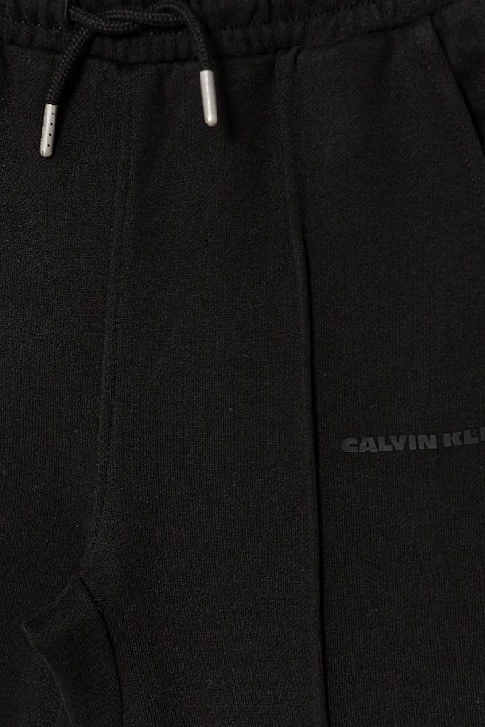 Мальчик Детские хлопковые штаны Calvin Klein Jeans IB0IB02605.128.176.PPY2 чёрный