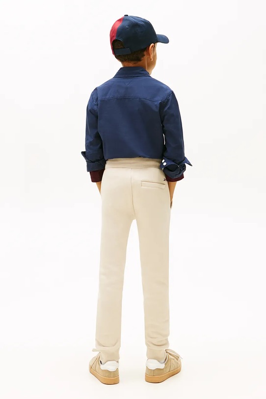 Tommy Hilfiger spodnie dresowe dziecięce beżowy KB0KB10167.104.122.PPY2