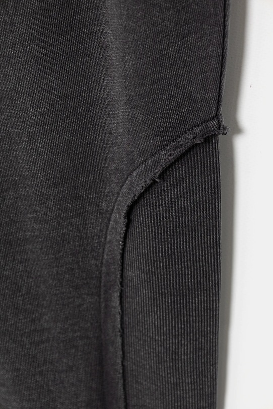 Chłopiec Guess spodnie dresowe bawełniane dziecięce L6RB00.KAX74.PPY2 czarny