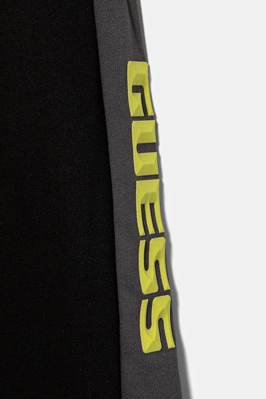 Chłopiec Guess spodnie dresowe bawełniane dziecięce N6RB01.KA6R4.PPY2 czarny