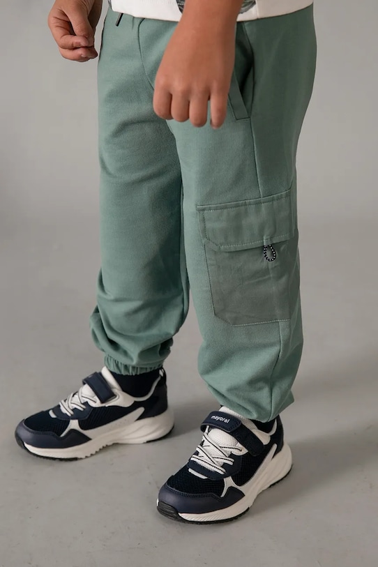 Mayoral spodnie dresowe dziecięce 3582.5F.Mini.PPY2 zielony