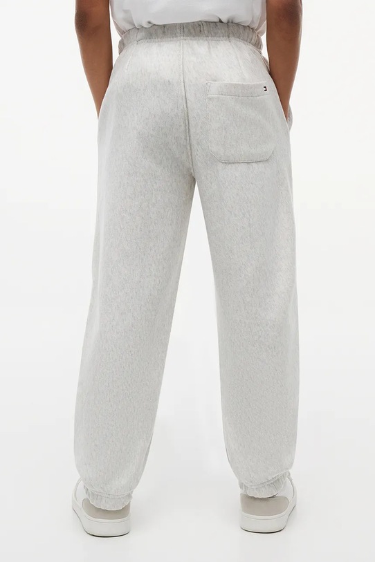 Chłopiec Tommy Hilfiger spodnie joggery dziecięce z bawełną KB0KB10254.128.176.PPY2 szary