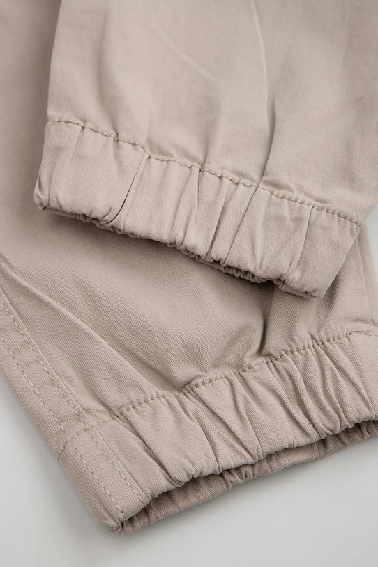 Coccodrillo spodnie dziecięce z bawełną szary WC6119102CTB