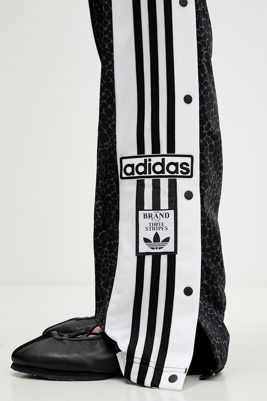 adidas Originals spodnie dresowe Adibreak czarny KD2830