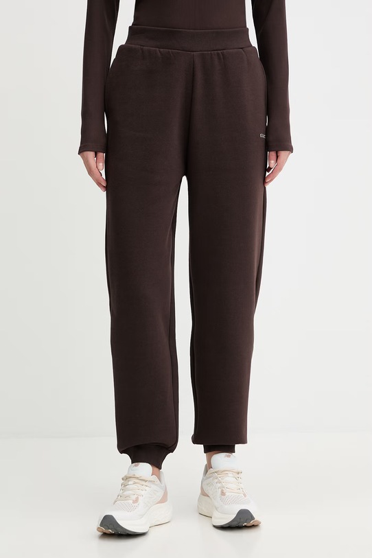 Guess spodnie dresowe NAT dzianina brązowy V6RB15.K9V31