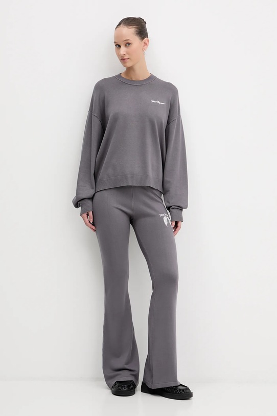 Guess Originals spodnie dresowe W6RB63.Z2V62 szary SS26