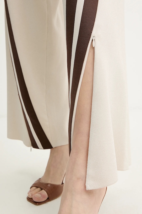 Pinko spodnie dresowe 106335.A34D beżowy