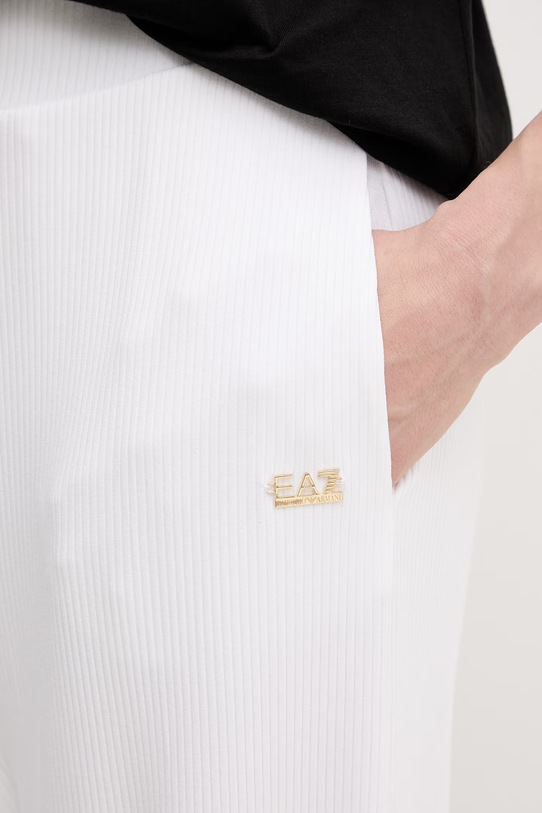 Спортивные штаны EA7 Emporio Armani белый AF12654.7W001030
