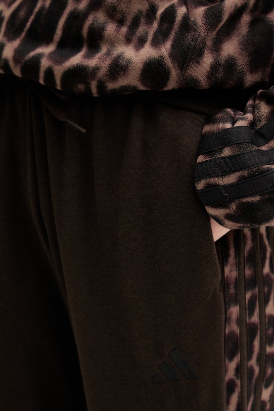 Donji dio trenirke adidas smeđa KA4720