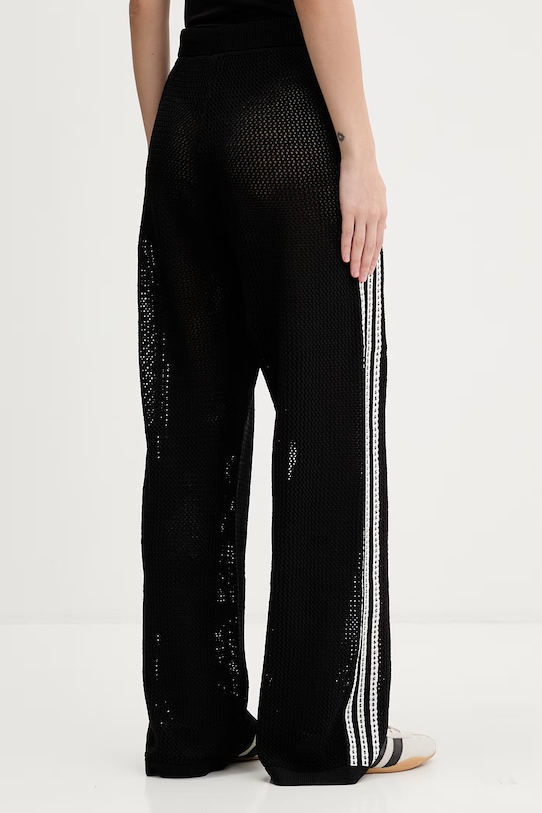 Дрехи adidas Originals спортен панталон дамски Crochet KC6494 черен
