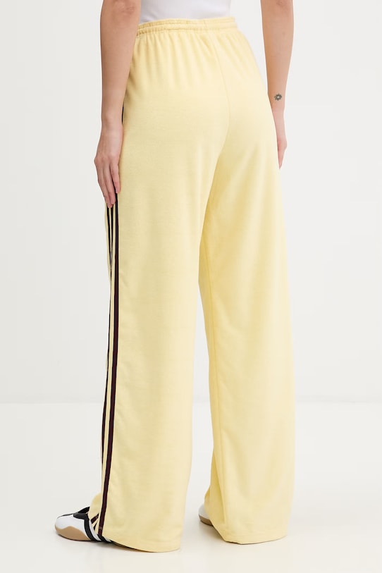 Ρούχα Παντελόνι φόρμας adidas Originals KQ6662 κίτρινο