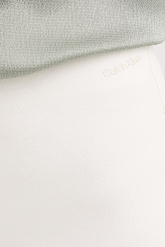 Calvin Klein панталон дамски с вискоза LV044F204G бежов