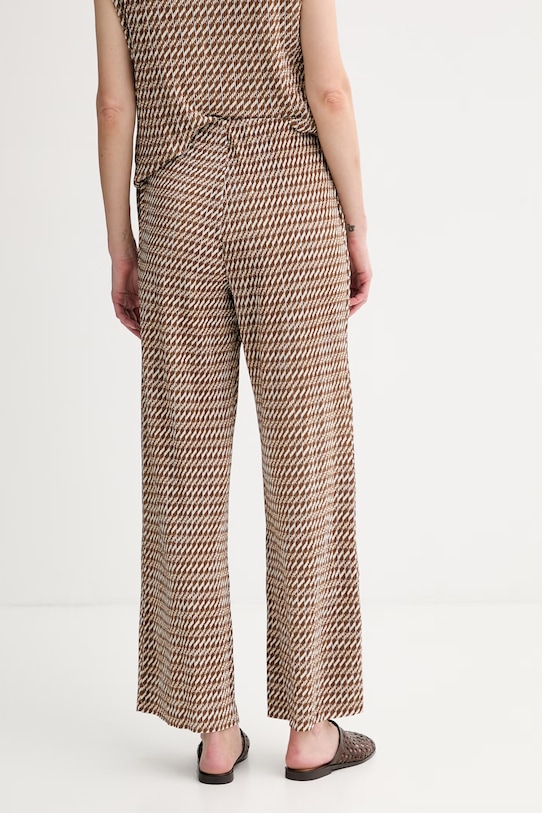 Oblečenie Calvin Klein nohavice dámske LV044F256G hnedá