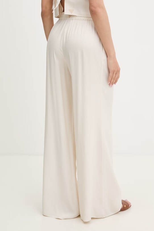 Дрехи Guess плажен панталон дамски ZOE E6GB04.WP232 бежов